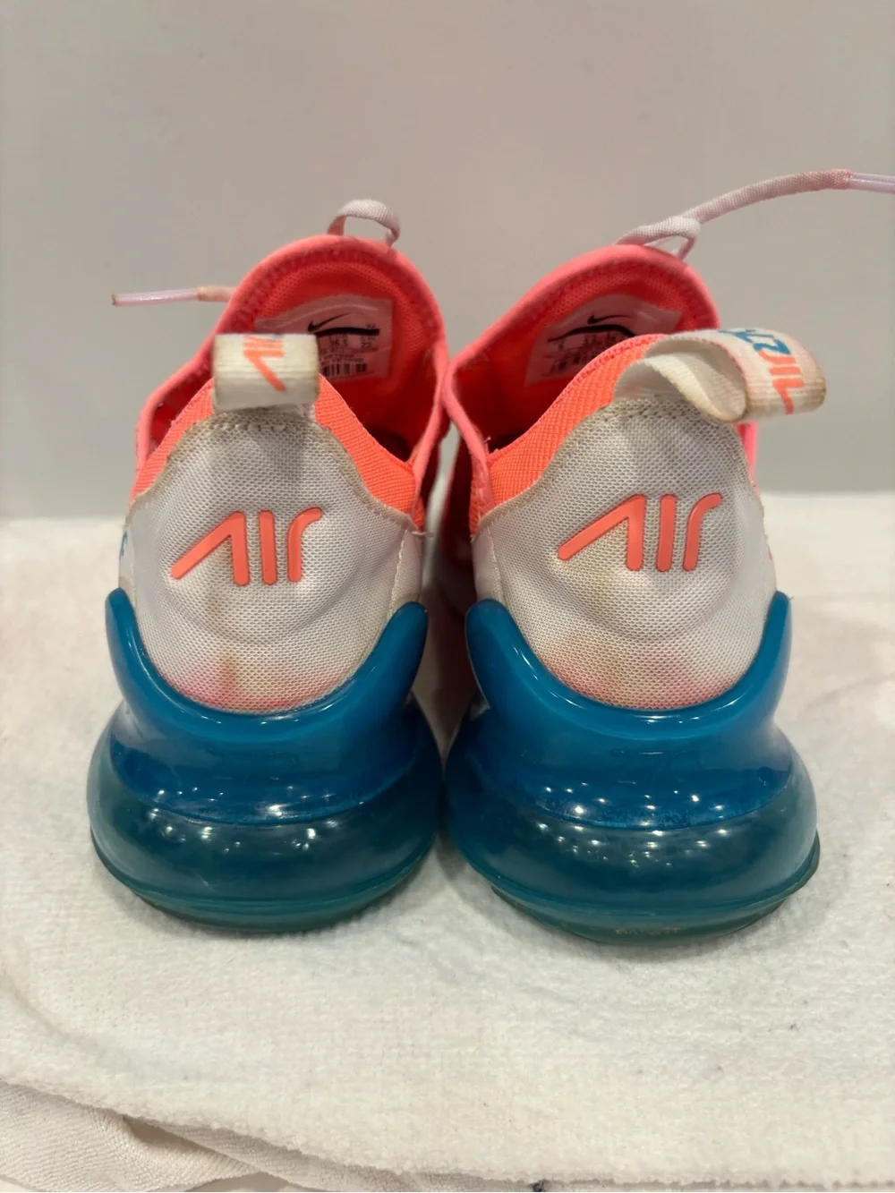 Nike Kids' Air Max 270 Pink/Coral Athletic Shoes
